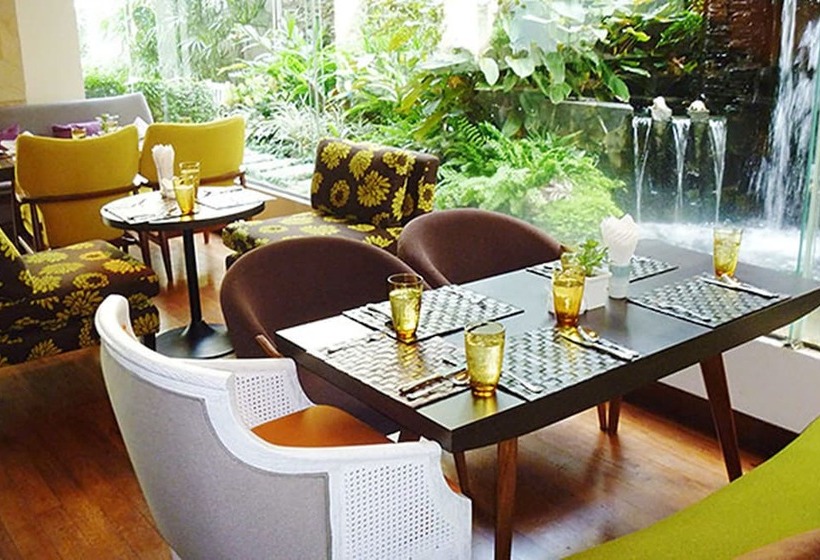 Fotos del hotel St. James Hotel:  6