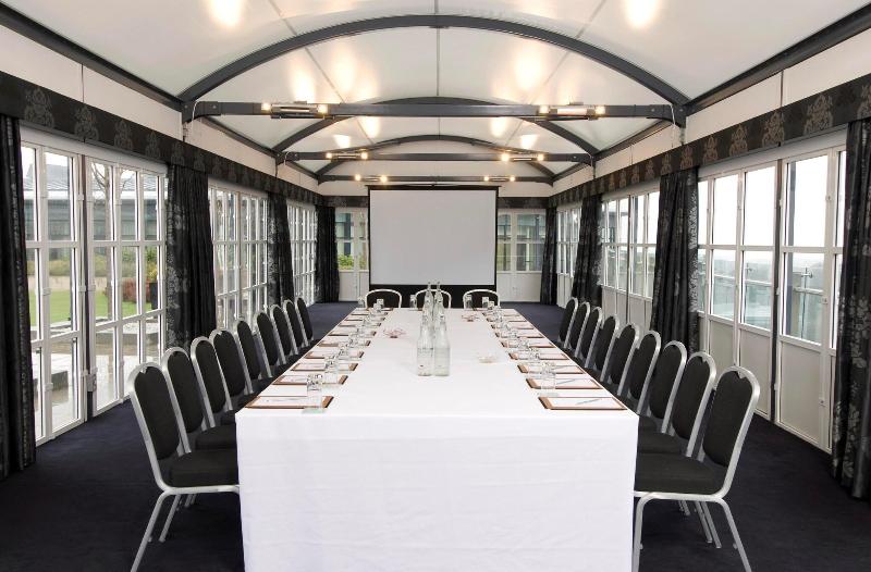 בית מלון כפרי The Glasshouse, Autograph Collection