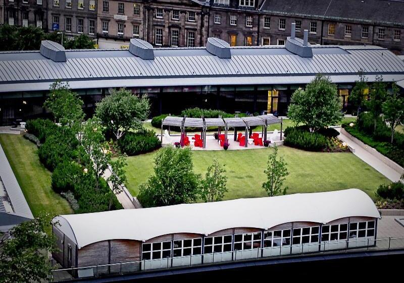 בית מלון כפרי The Glasshouse, Autograph Collection