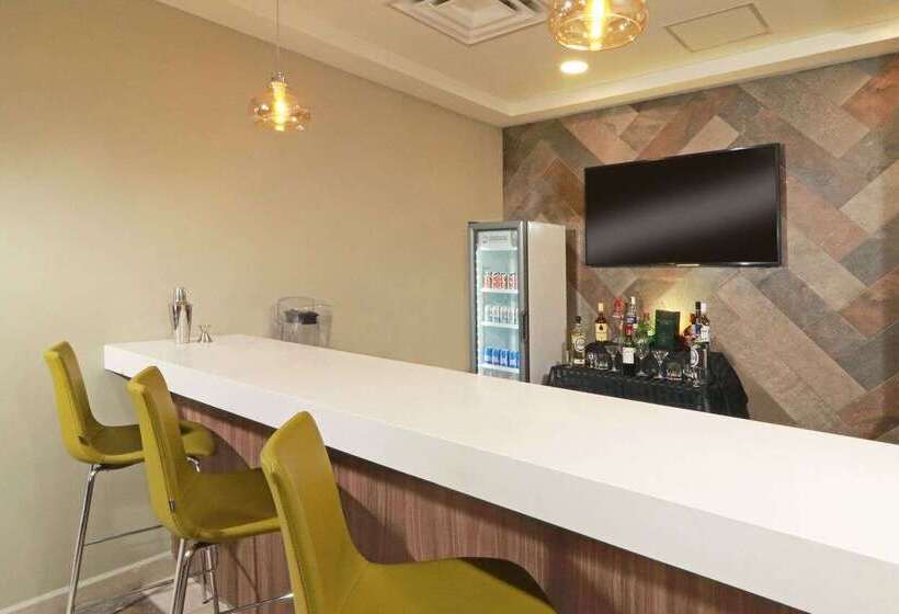 Fotos del hotel Wyndham Garden Monterrey Valle Real:  5