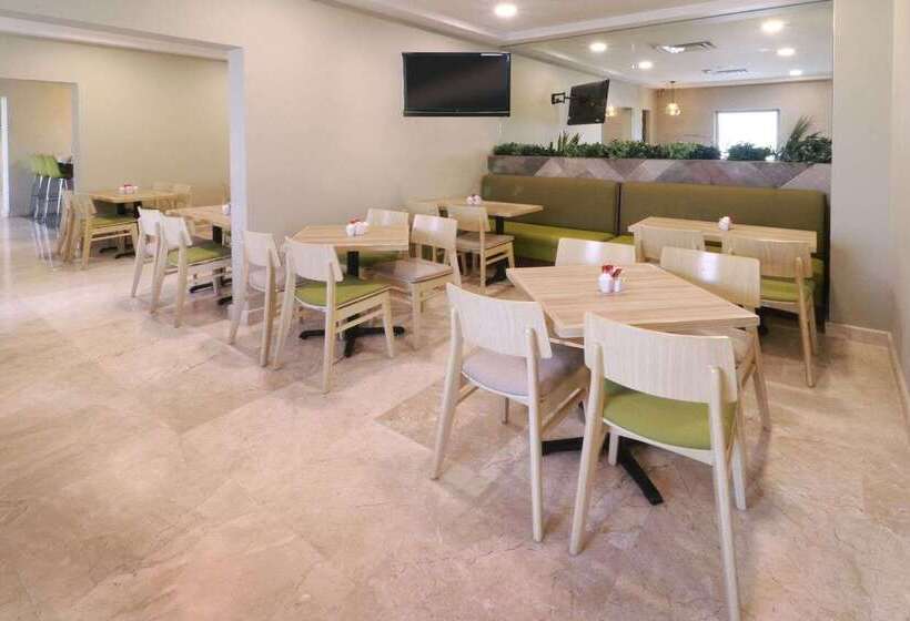 Fotos del hotel Wyndham Garden Monterrey Valle Real:  6