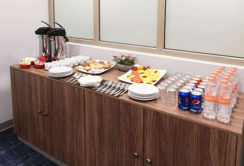 Fotos del hotel Wyndham Garden Monterrey Valle Real:  31