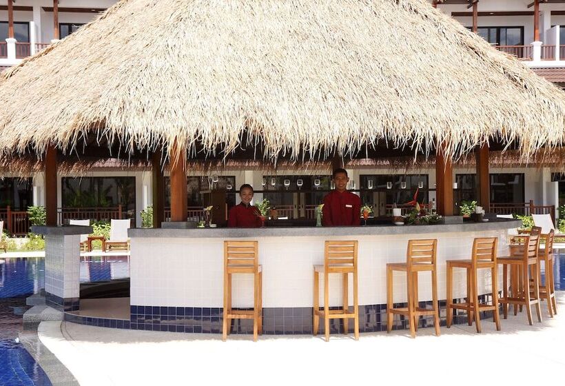 استراحتگاه Sunprime Kamala Beach