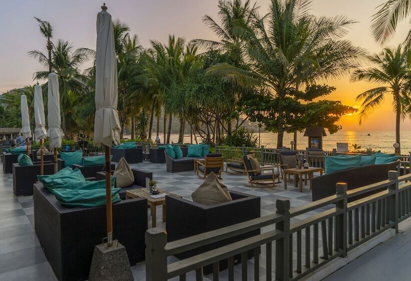 استراحتگاه Sunprime Kamala Beach