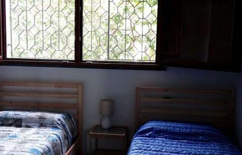 ベッドアンドブレックファースト Chambre D Hôtes Les Oliviers