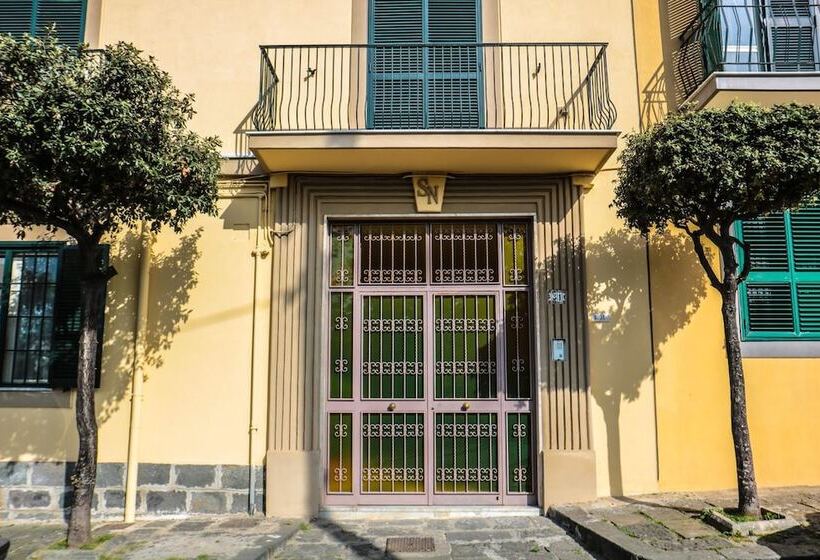 تختخواب و صبحانه Scognamiglio Suites