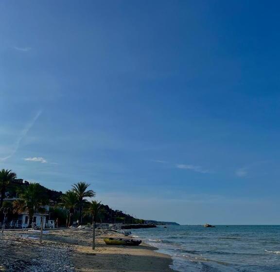 تختخواب و صبحانه Villa Francesca Luxury