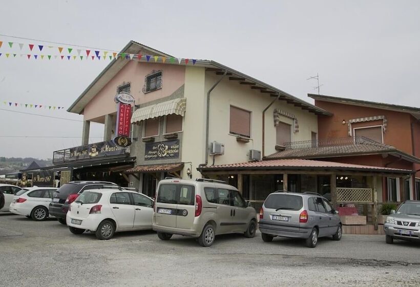 هتل Albergo Ristorante Alla Bettola