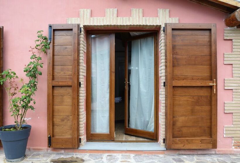 فندق ريفى Agriturismo L Aquilone