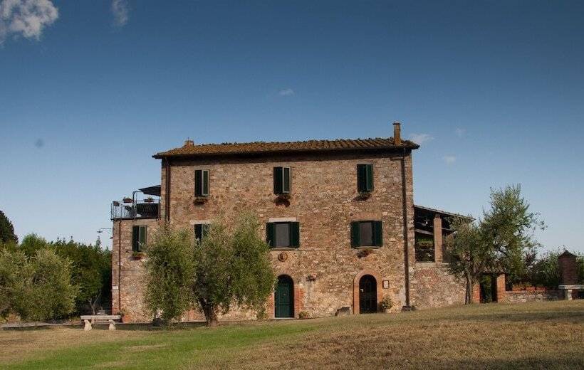 فندق ريفى Agriturismo Spazzavento