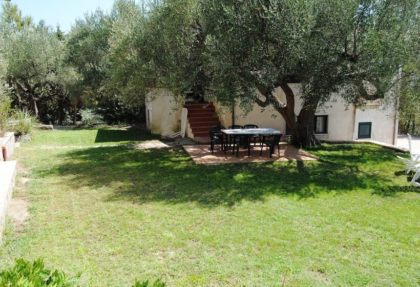 فندق ريفى Barnìa   Agriturismo