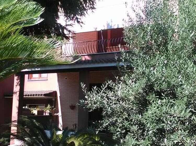 بنسيون Le Anfore