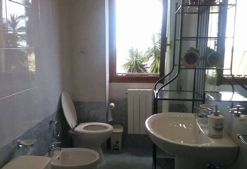 بنسيون Le Anfore