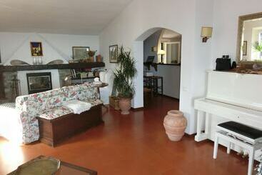 Talamoni B&b