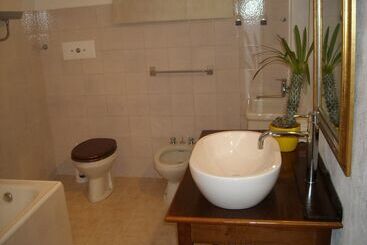 Talamoni B&b