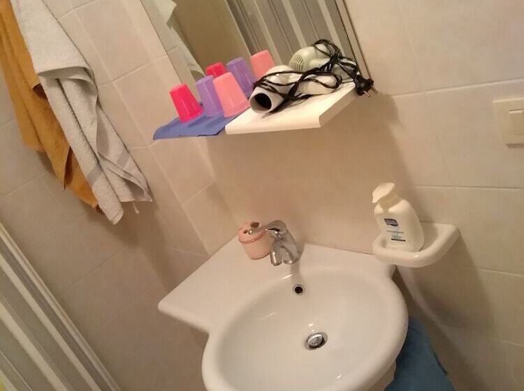 مبيت وإفطار Edera Rooms And Apartment