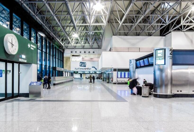 فندق Resting Pods    Zzzleepandgo Mxp Airport