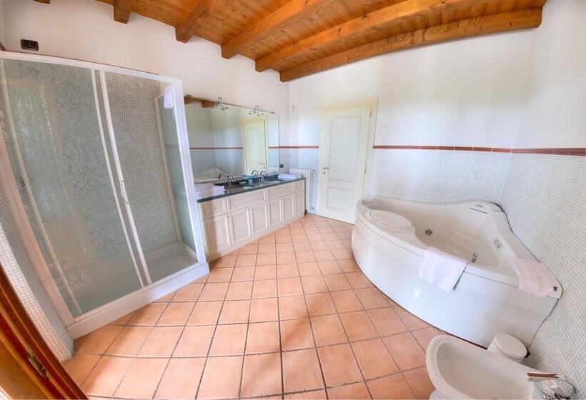 فندق ريفى Agriturismo Villa Antonella