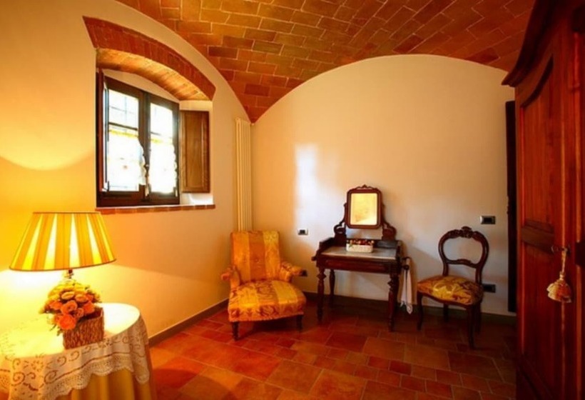 בית מלון כפרי Podere Lucignano Secondo Agriturismo