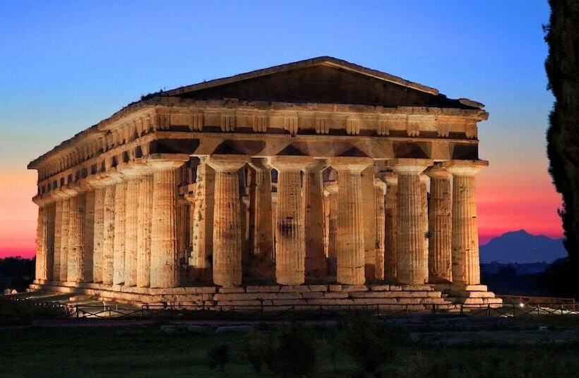 レジデンス Villa Paeonia