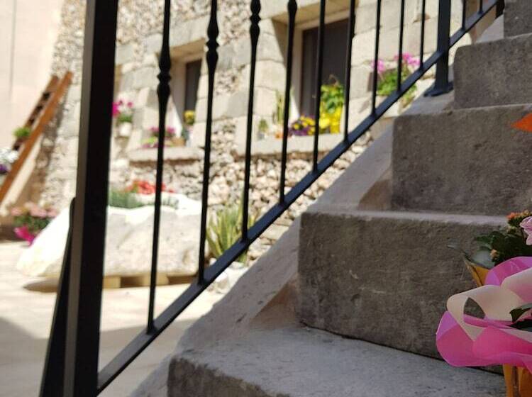 تختخواب و صبحانه Salento Ada S House