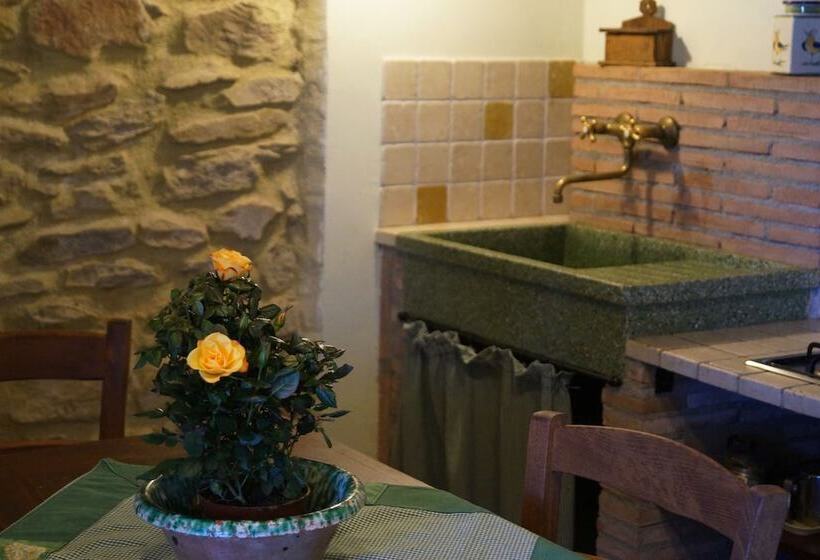 فندق ريفى Agriturismo Bonzalone