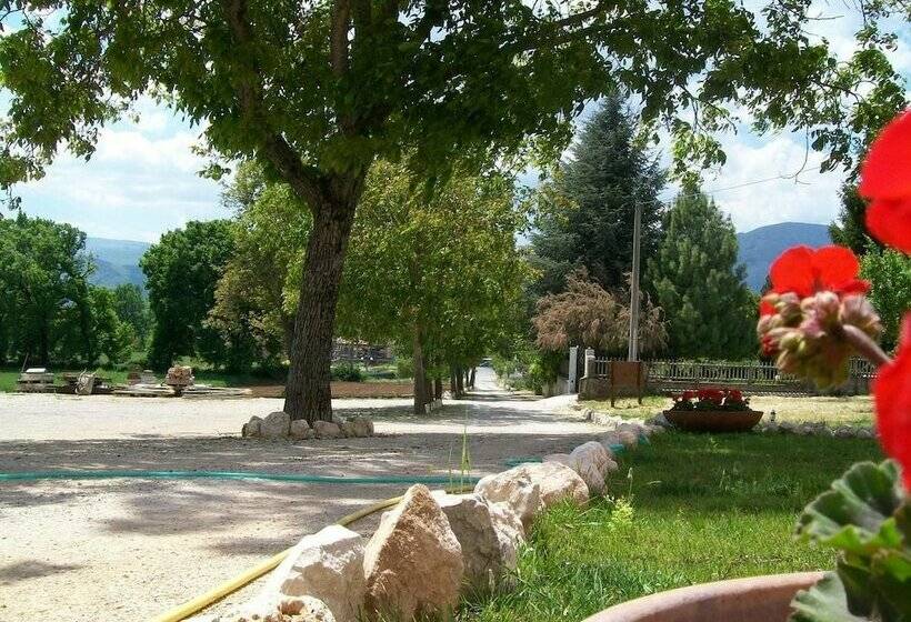 فندق ريفى Agriturismo La Palazza