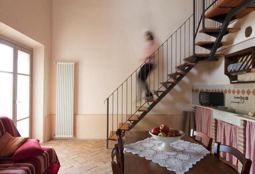 교외 호텔 Agriturismo Bio Podere Doganelle