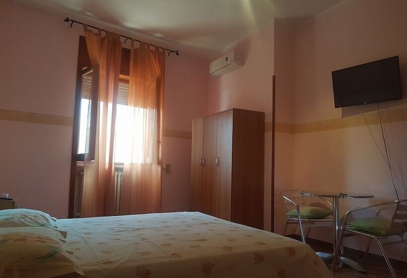 Nocleg ze śniadaniem Leopardi