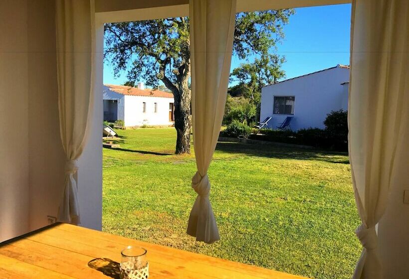 هتل روستایی Agriturismo Li Scopi