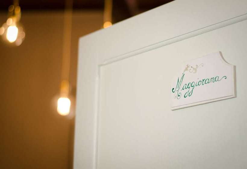 Пансион Dimora Dell'erbe Rooms