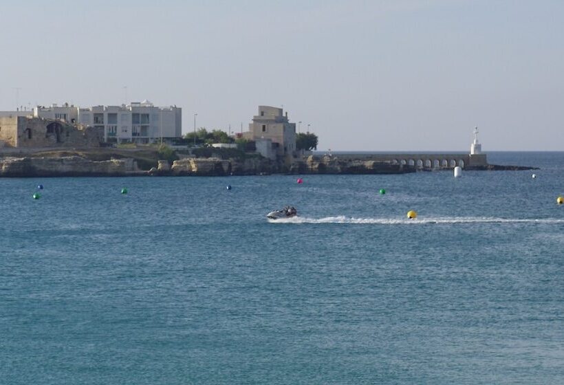 تختخواب و صبحانه La Terrazza Sul Mare