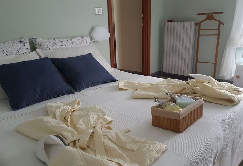 مبيت وإفطار Palazzo Colombino Suite&residence