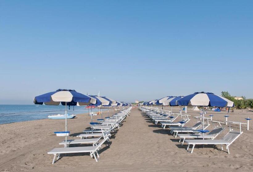 هتل Mediterraneo