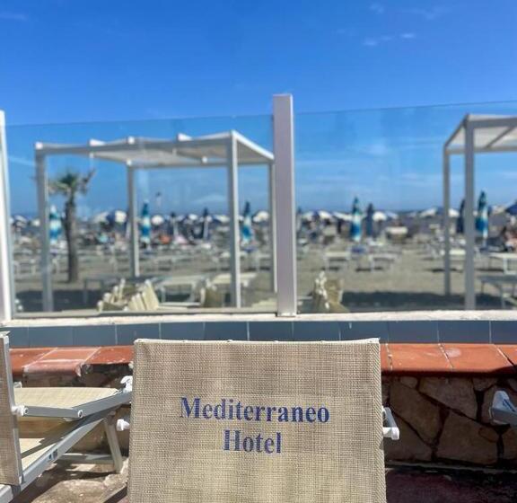 هتل Mediterraneo