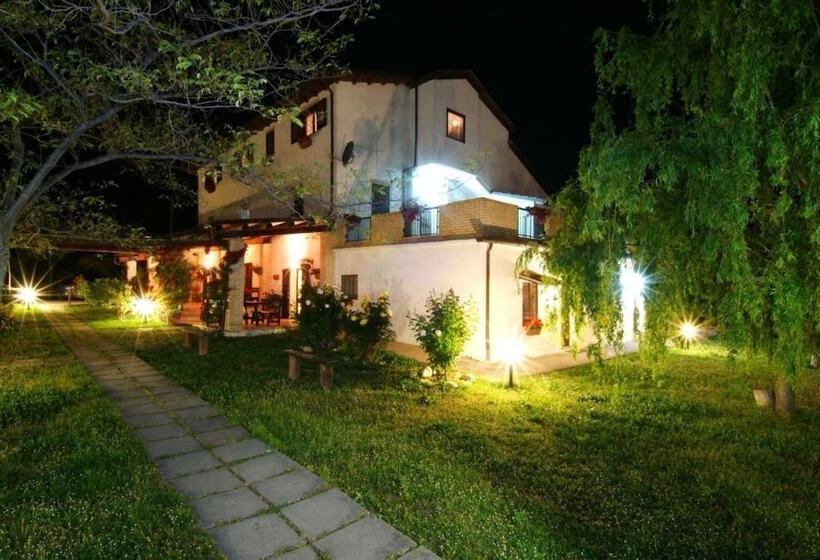 فندق ريفى Agriturismo Il Portico