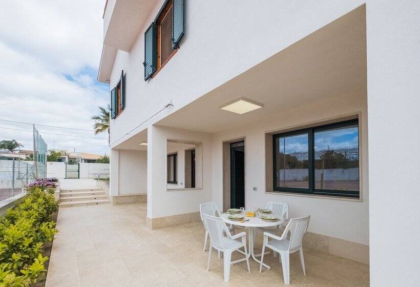 بنسيون La Villa Delle Spezie