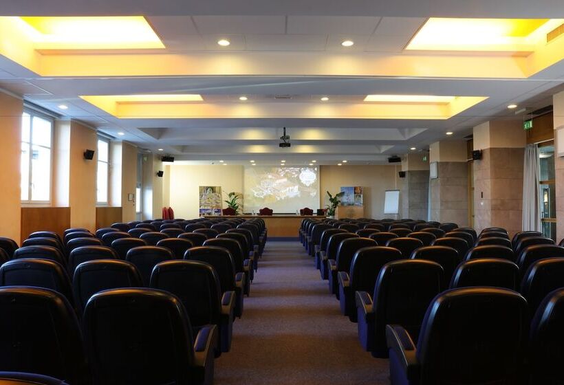 여관 Villa Cagnola