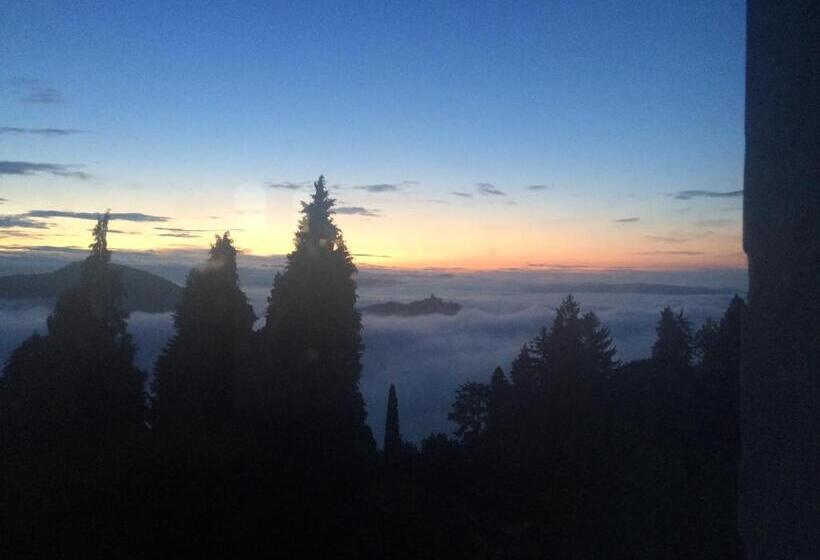 بنسيون White Lilac Romantic B&b  Adults Only