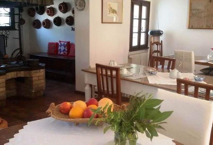 تختخواب و صبحانه Fiori Di Maggio