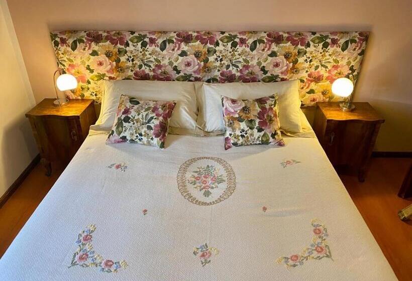تختخواب و صبحانه Fiori Di Maggio