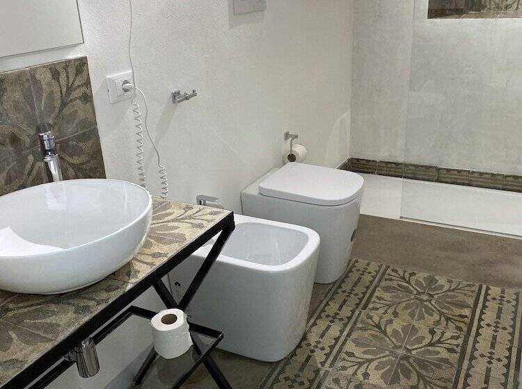 تختخواب و صبحانه Settegrana