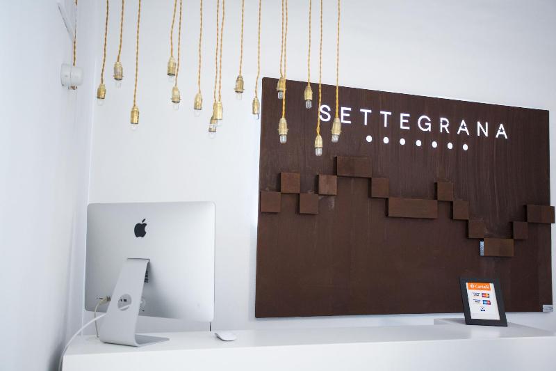 تختخواب و صبحانه Settegrana