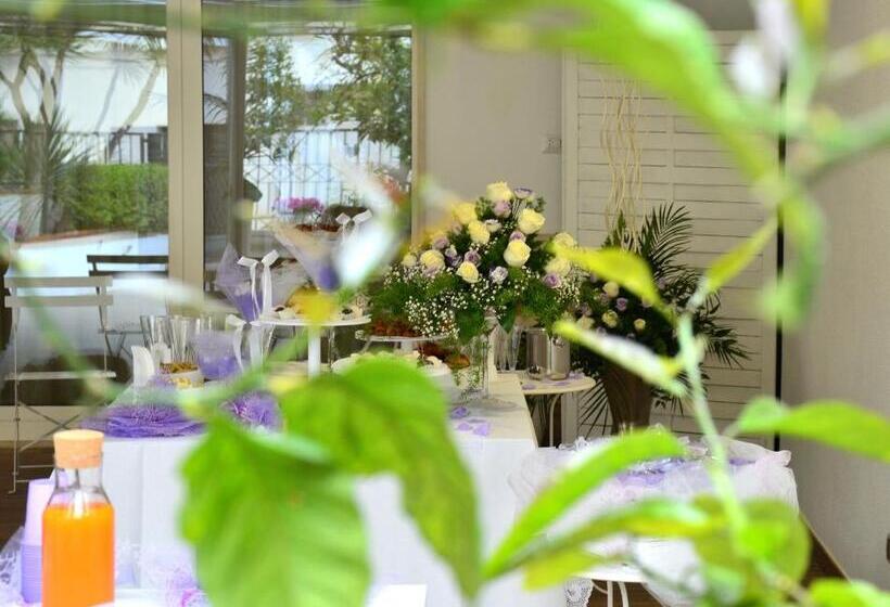 Femily B&b Bed And Breakfast Di Puglia In   Bari