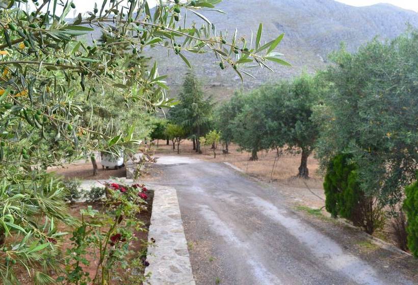 مسافرخانه Case Vacanze La Giara