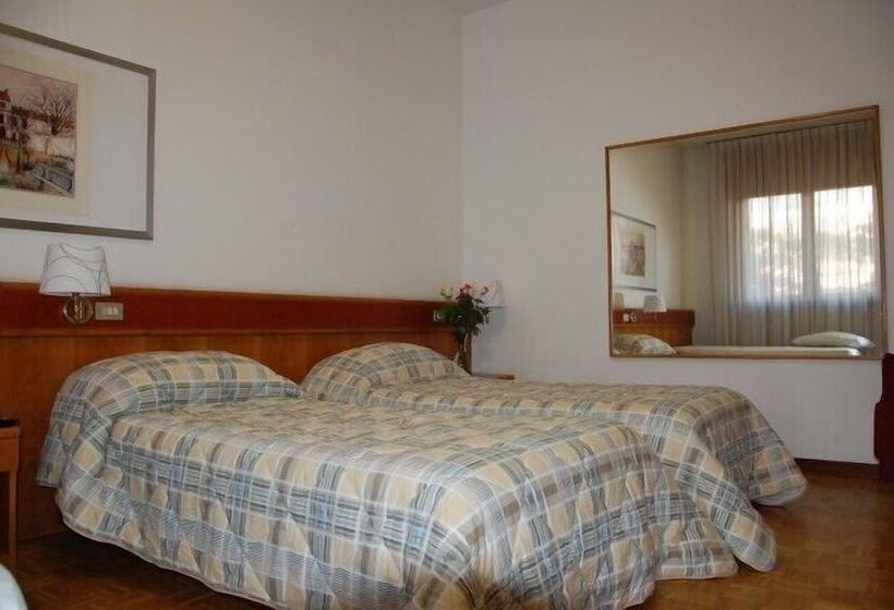 فندق Albergo Ristorante Del Ponte