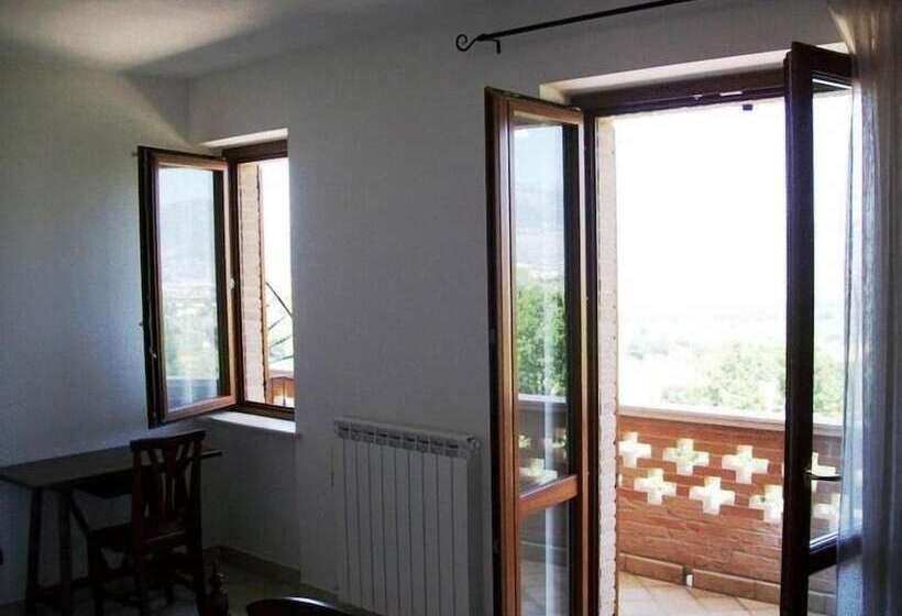 تختخواب و صبحانه La Collina Del Sagrantino