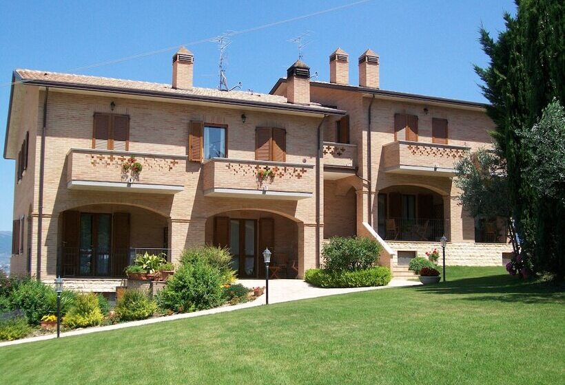 تختخواب و صبحانه La Collina Del Sagrantino