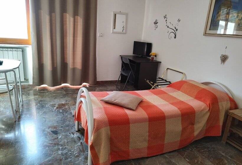 تختخواب و صبحانه Camere Riviera Di Ulisse