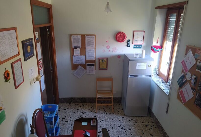 تختخواب و صبحانه Camere Riviera Di Ulisse